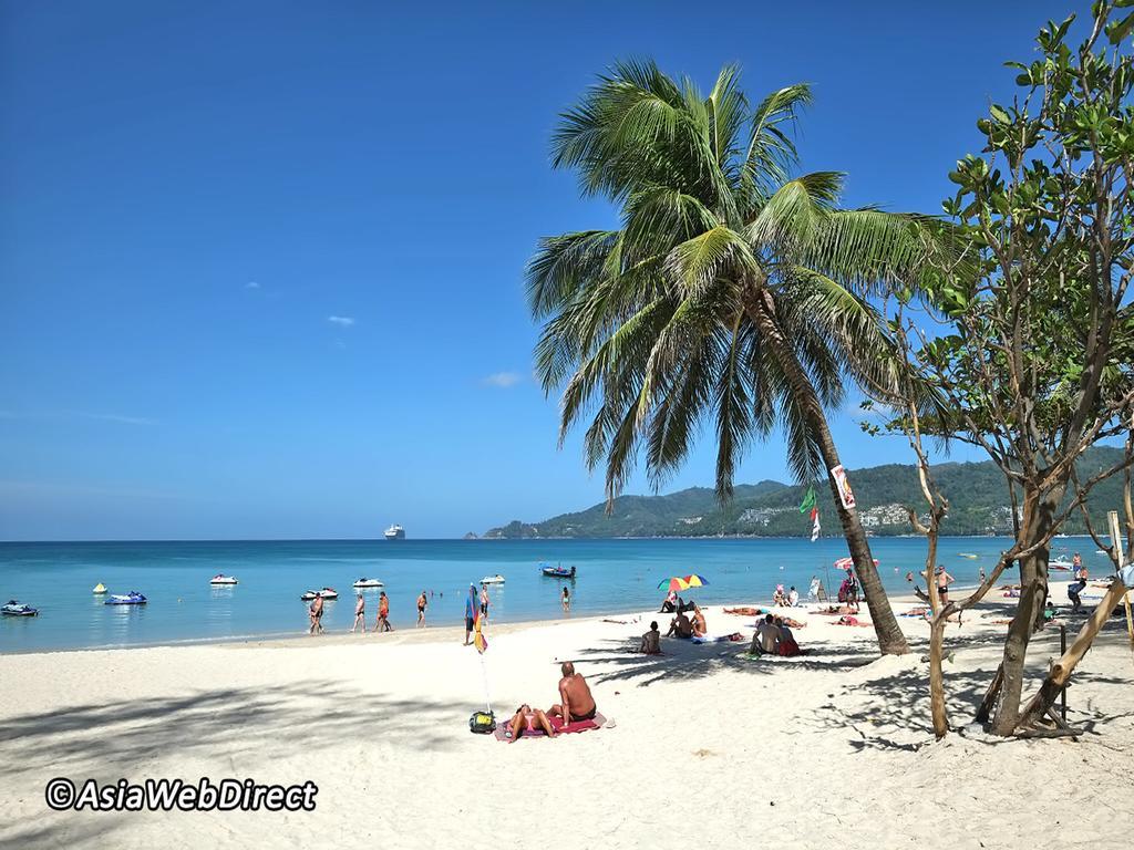 Benetti Lodge Patong Buitenkant foto
