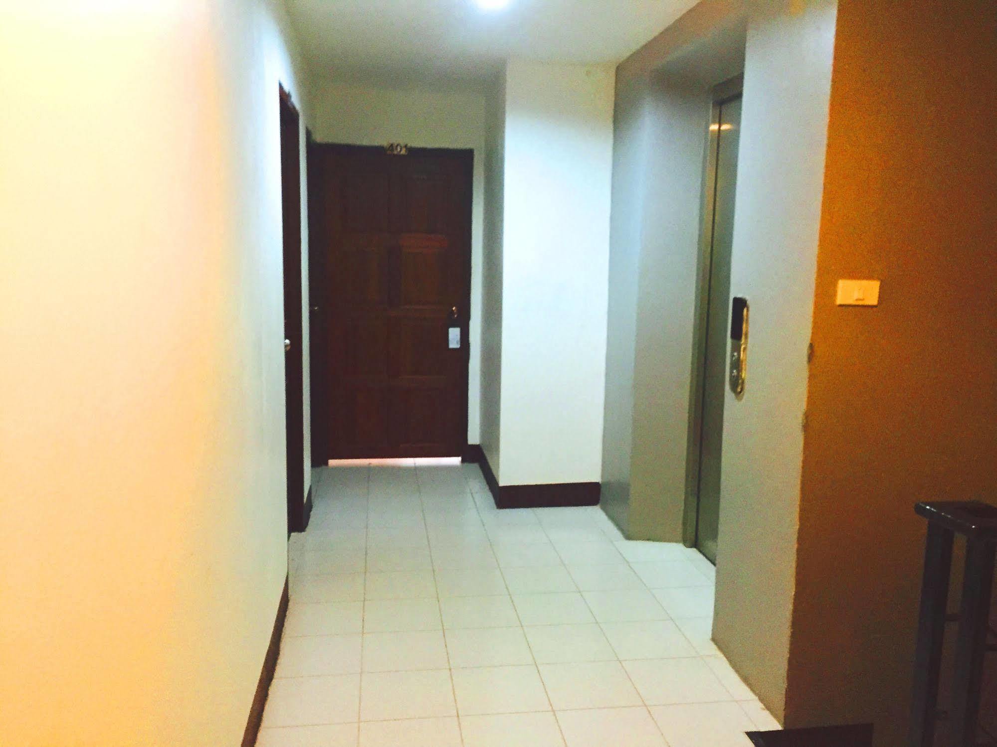Benetti Lodge Patong Buitenkant foto