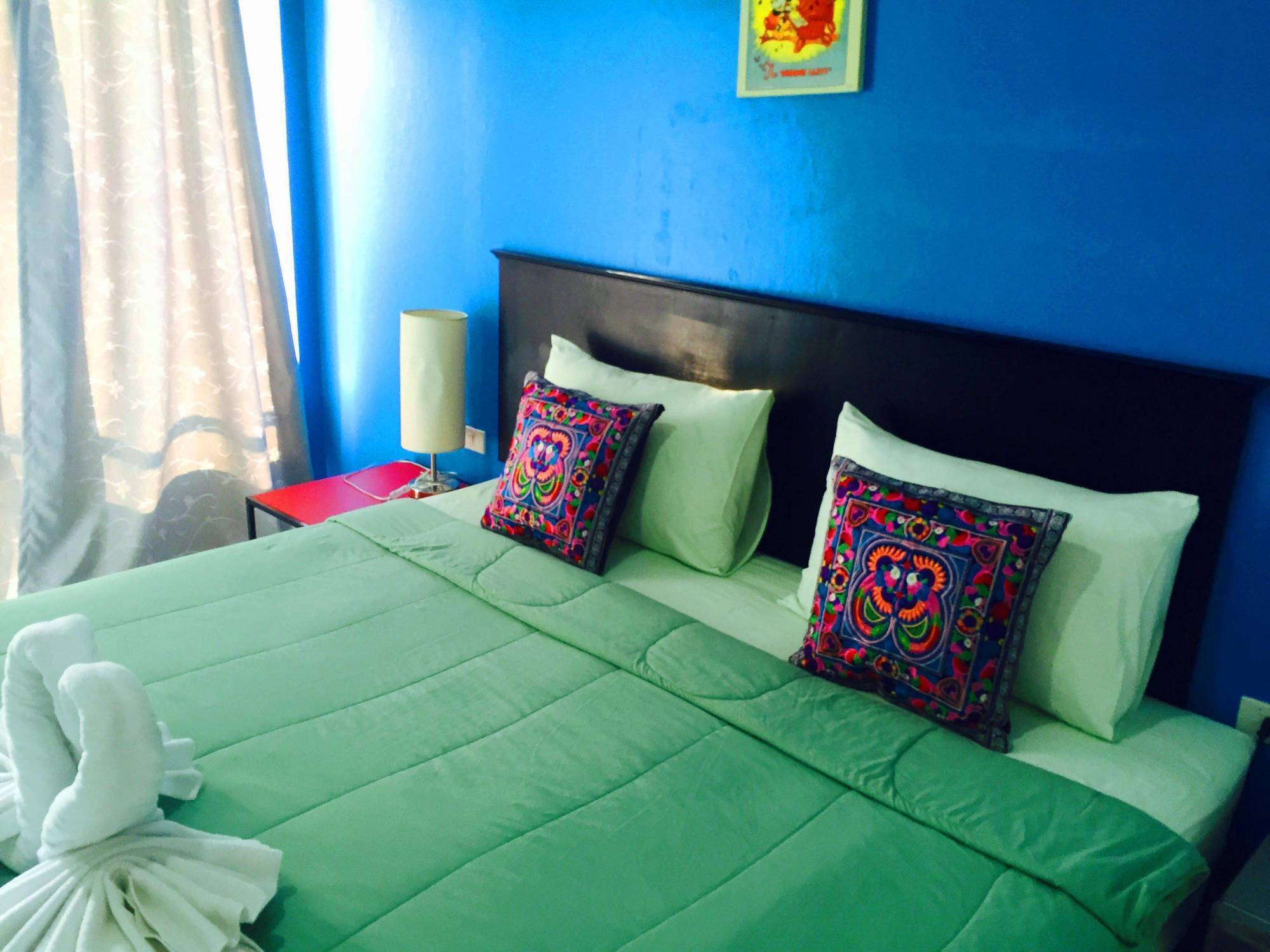 Benetti Lodge Patong Buitenkant foto